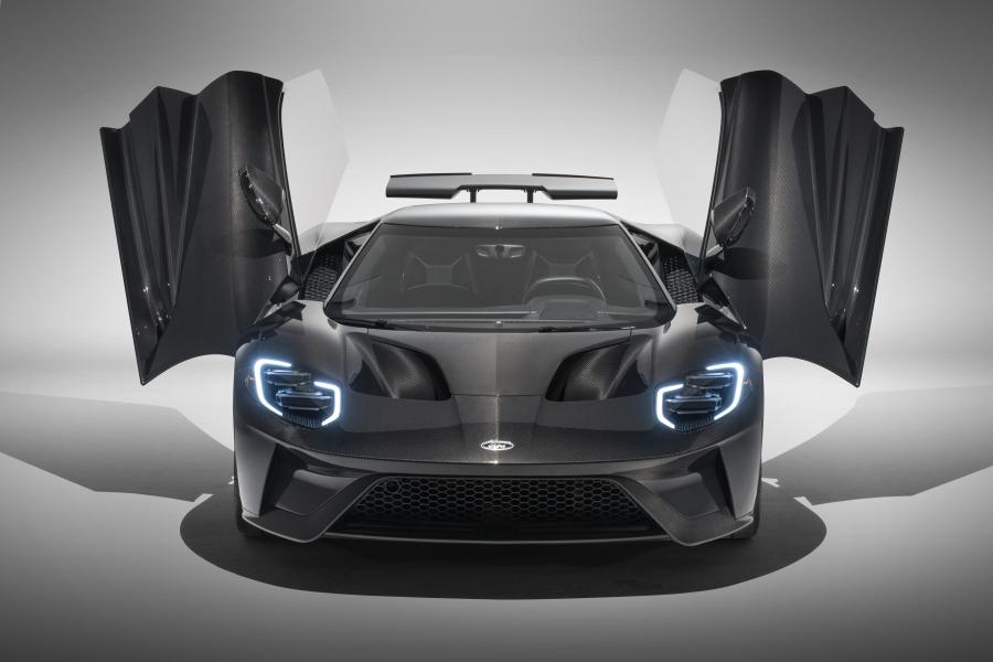  Ford GT Liquid Carbon 2020 года  (фото 8 из 13)